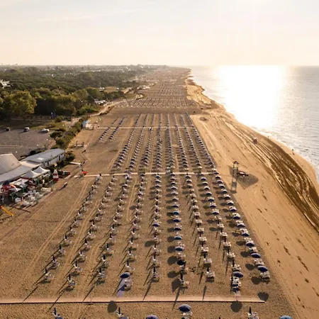 Great Flat With Balcony - Beahost *