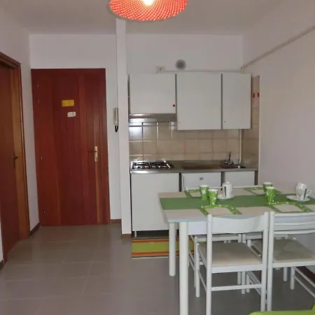 Great Flat With Balcony - Beahost