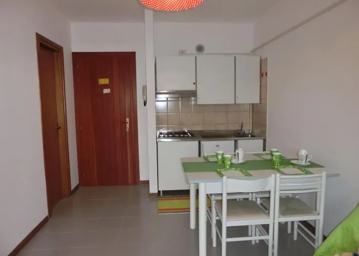 Great Flat With Balcony - Beahost